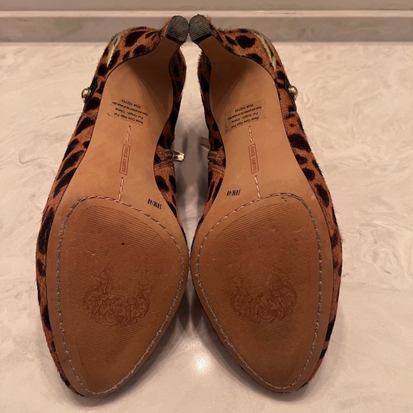 Vince Camino leopard bootie heels, size 10 - Picture 4 of 4